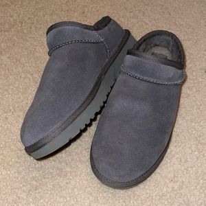 Ugg classic slipper Grey